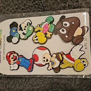 Super Mario Shoe Charms